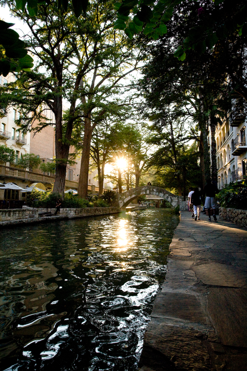 Catherine Solis Destination, Architecture, Wedding and Event Photography